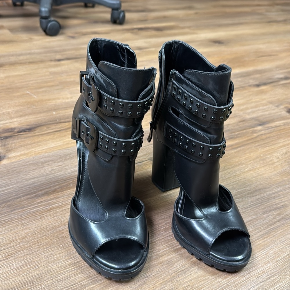 Sandal-boots - Picture 3 of 14